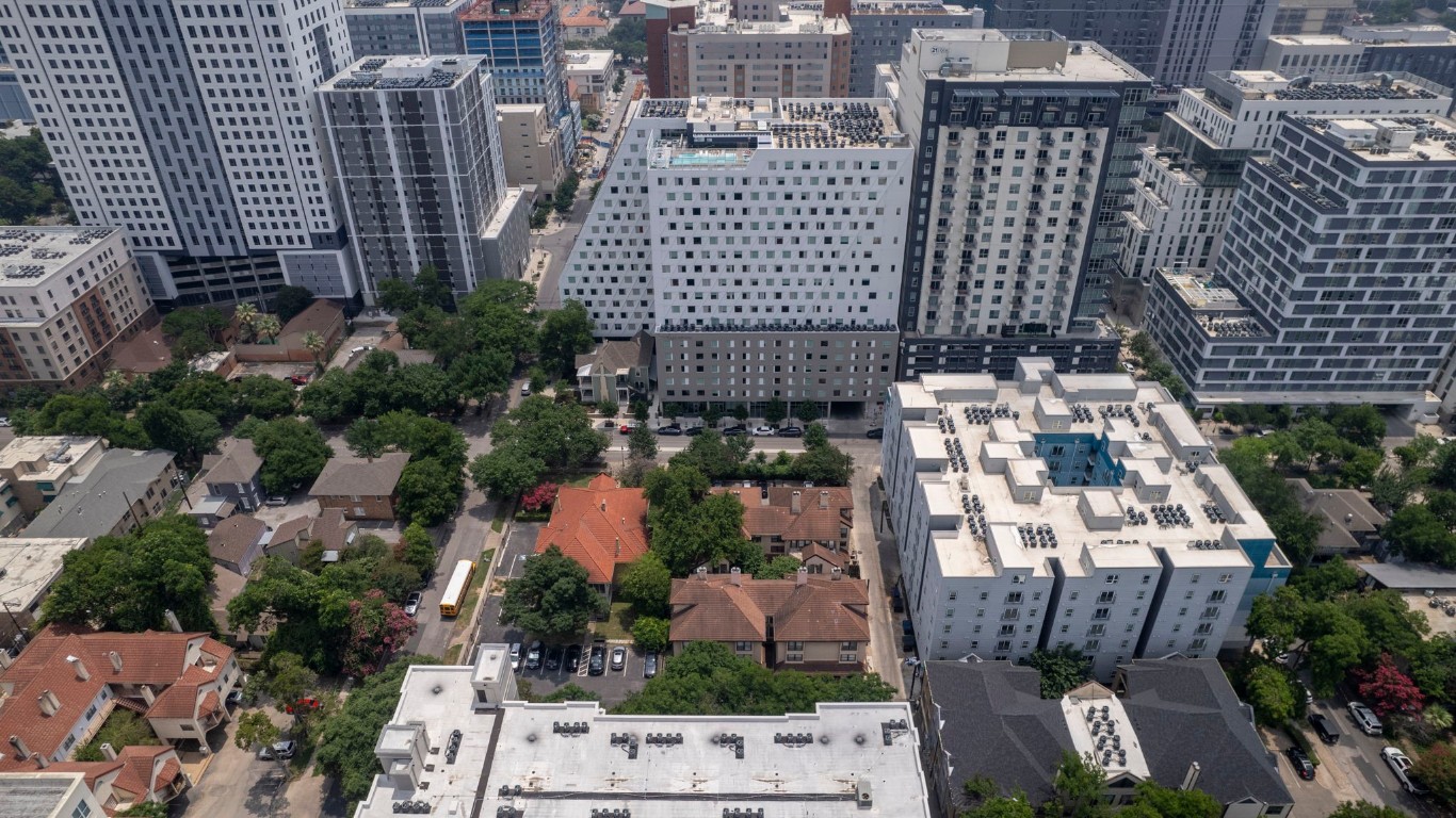 2110 Rio Grande Street, Unit 207 Austin, TX 78705 - Photo 28 of 35