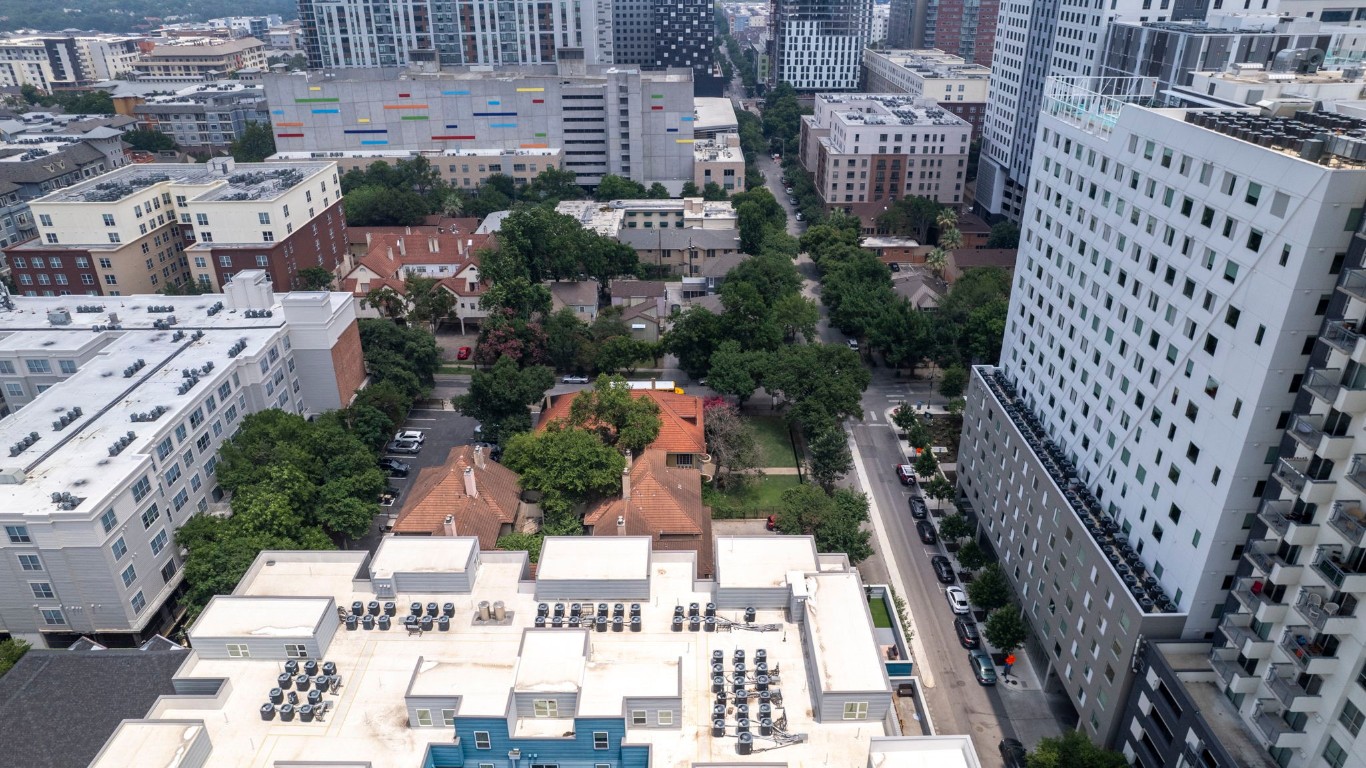 2110 Rio Grande Street, Unit 207 Austin, TX 78705 - Photo 32 of 35