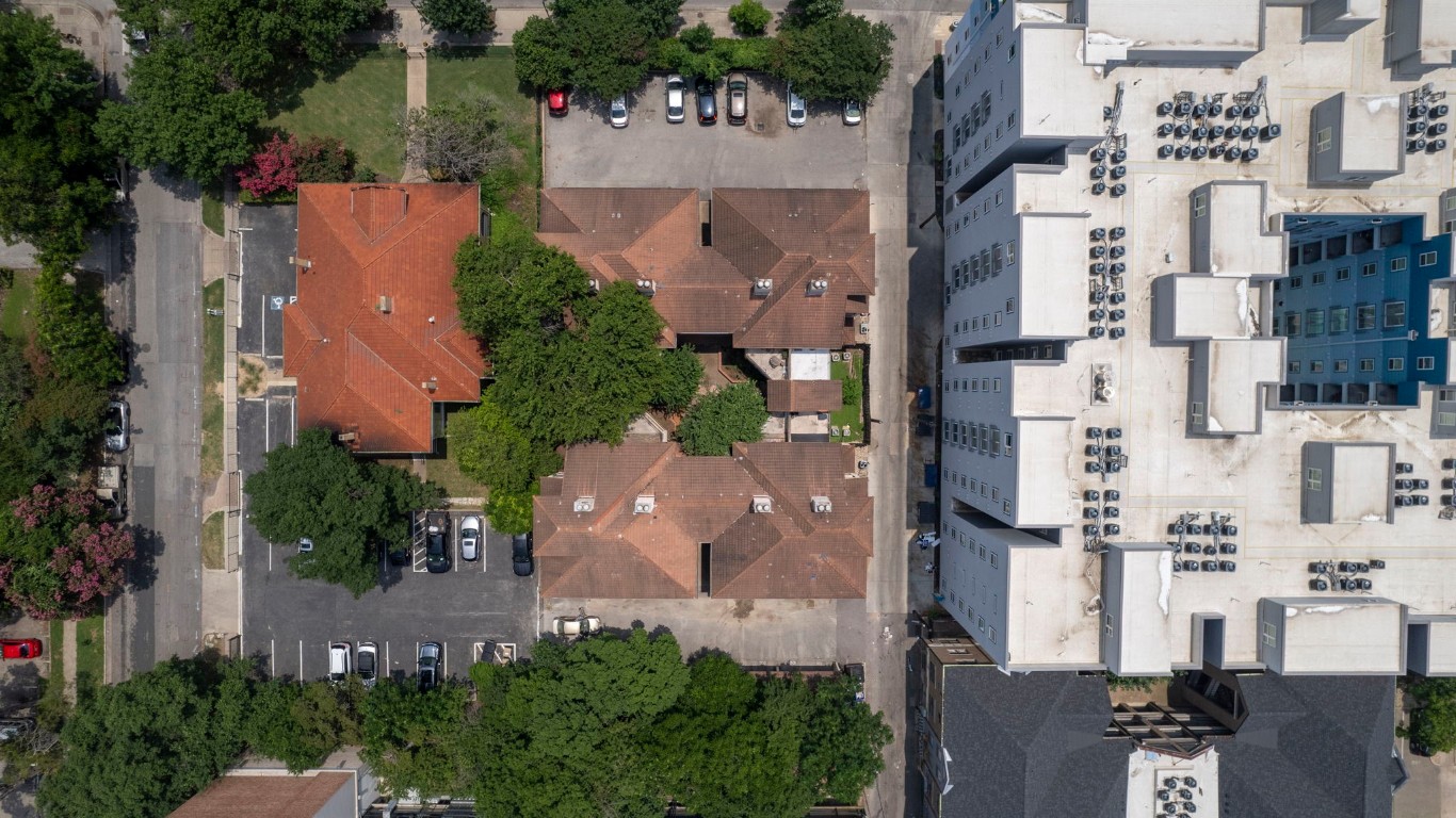 2110 Rio Grande Street, Unit 207 Austin, TX 78705 - Photo 33 of 35