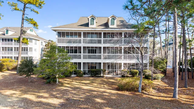 $320,000 | 3350 Club Villas Drive, Unit 405, Southport, NC 28461