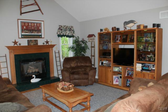 277 Pin Oak Road, Unit 502 Stroudsburg, PA 18360 - Photo 15 of 43