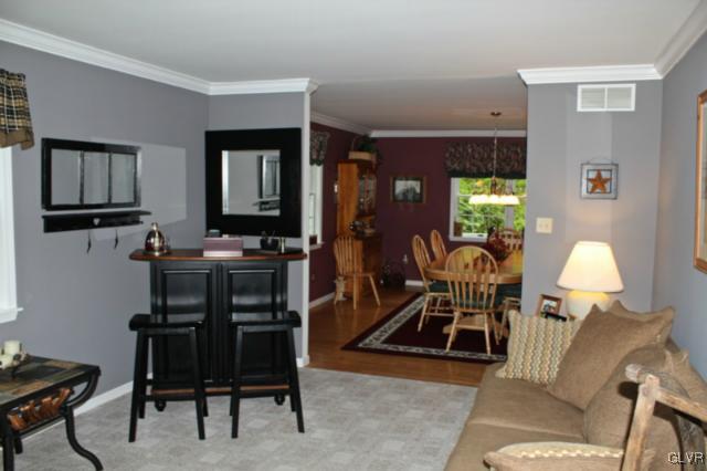277 Pin Oak Road, Unit 502 Stroudsburg, PA 18360 - Photo 5 of 43