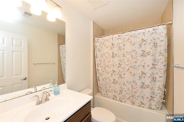 $4,900 | 12-48 Plaza Road, Fair Lawn, NJ 07410