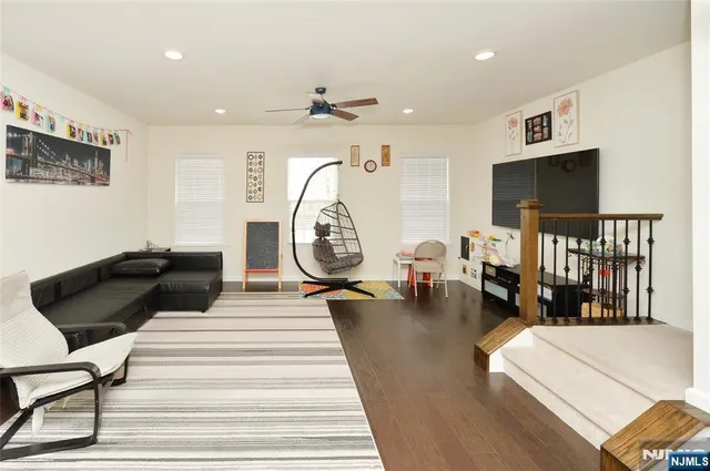 $4,900 | 12-48 Plaza Road, Fair Lawn, NJ 07410