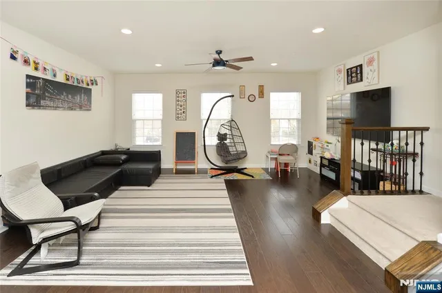 $4,900 | 12-48 Plaza Road, Fair Lawn, NJ 07410