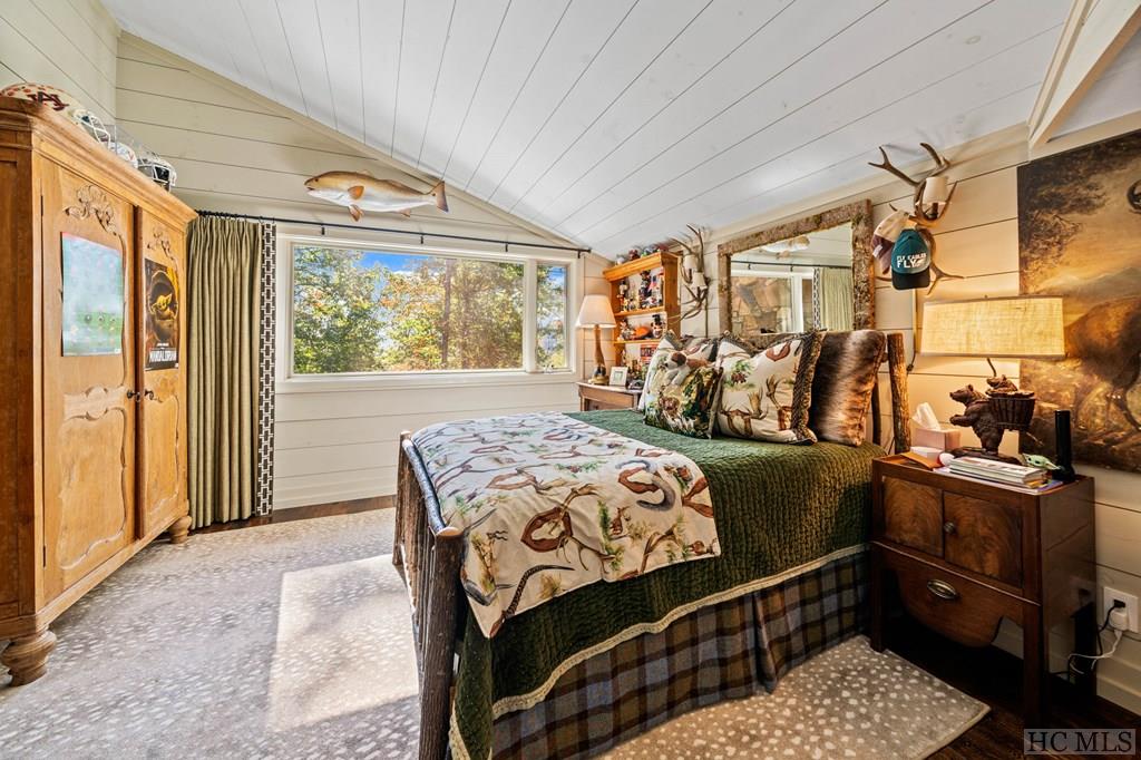 160 Down Ridge Road Sapphire, NC 28774 - Photo 19 of 68 Gallery Image 19