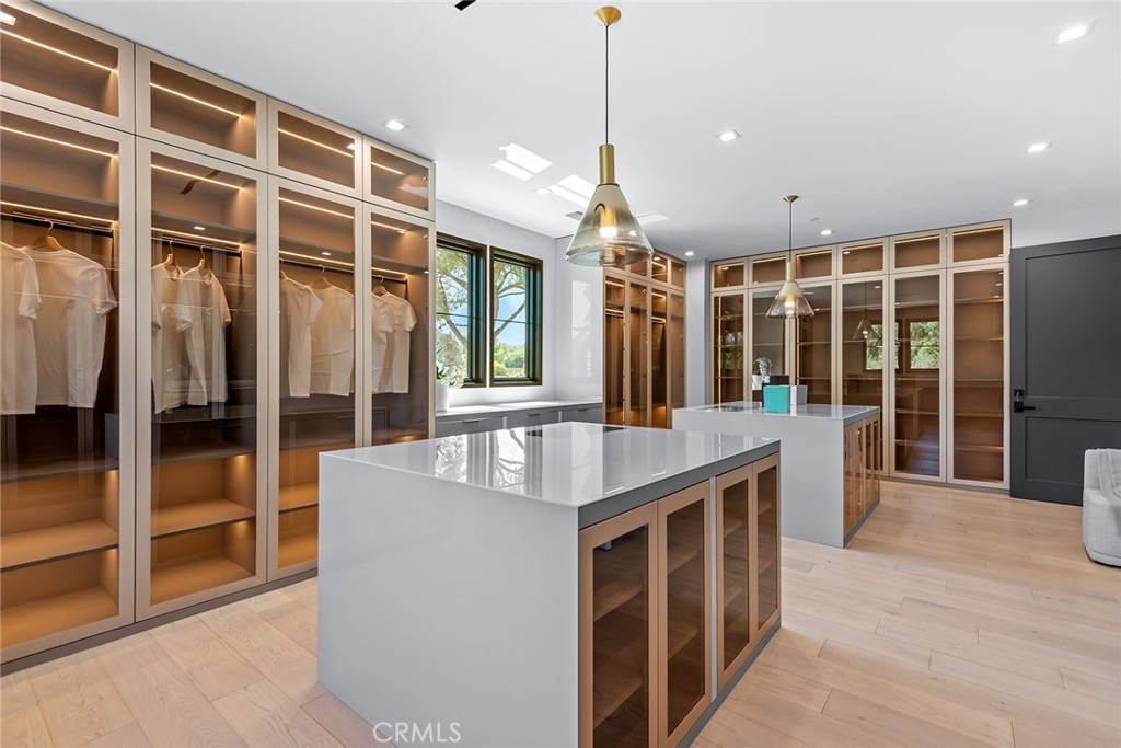 23650 Long Valley Road Hidden Hills, CA 91302 - Photo 33 of 57