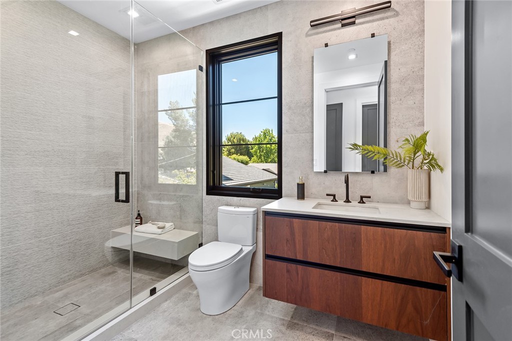 23650 Long Valley Road Hidden Hills, CA 91302 - Photo 35 of 57