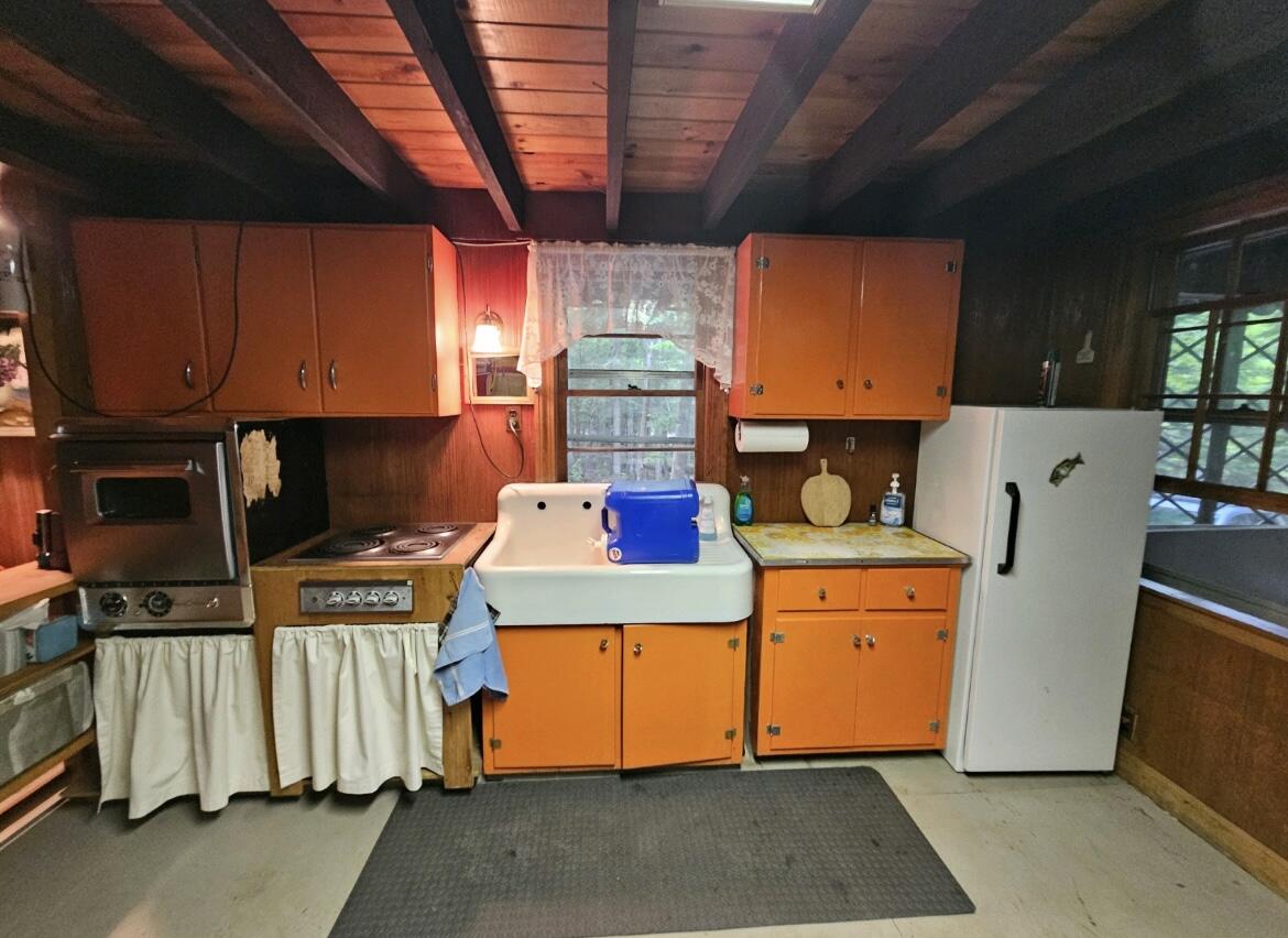 42 Bald Mountain Road Oquossoc, ME 04964 - Photo 4 of 30 Kitchen
