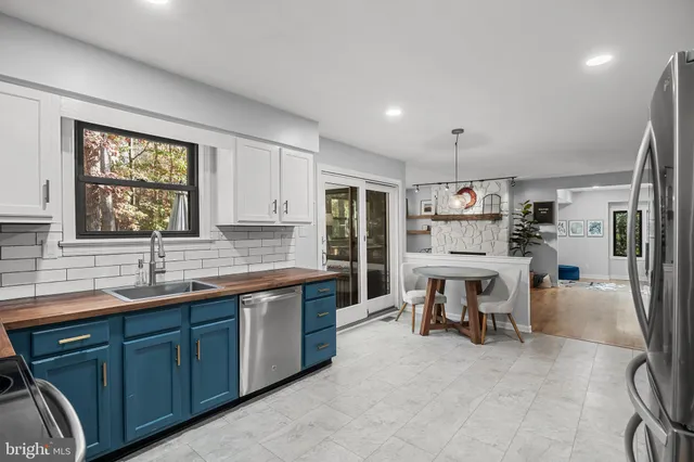 $525,000 | 22 Brantley Way, Sicklerville, NJ 08081