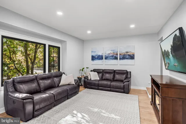 $525,000 | 22 Brantley Way, Sicklerville, NJ 08081