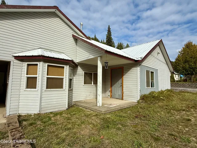 $199,000 | 316 Mill Road, Mullan, ID 83846