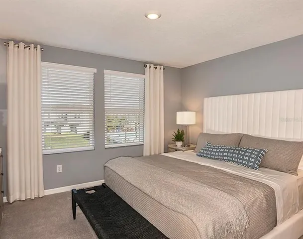 $2,100 | 5924 Whetstone Court, Palmetto, FL 34221