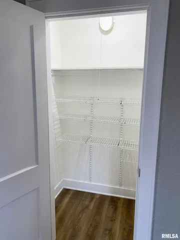 $1,895 | 303 Central Street, Washington, IL 61571