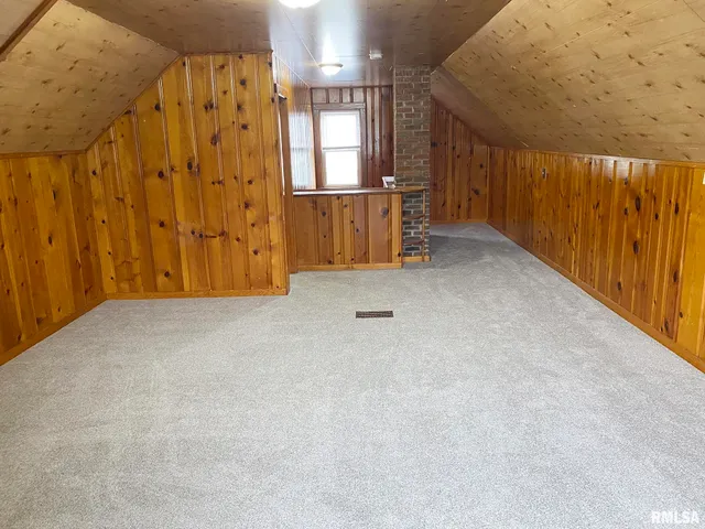 $1,895 | 303 Central Street, Washington, IL 61571