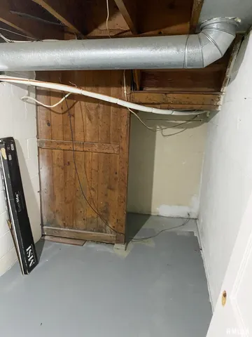 $1,895 | 303 Central Street, Washington, IL 61571