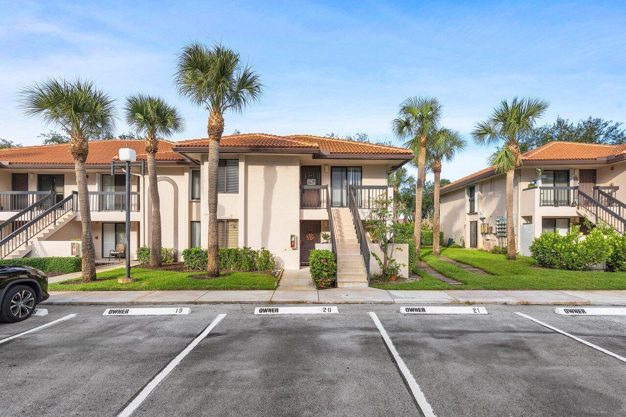 5200 East Club Circle, Unit 106 Boca Raton, FL 33487 - Photo 31 of 31 front