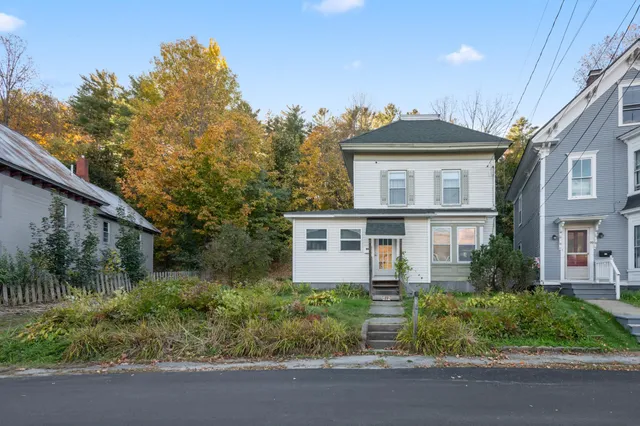 $224,000 | 89 Pearl Street, St. Johnsbury, VT 05819