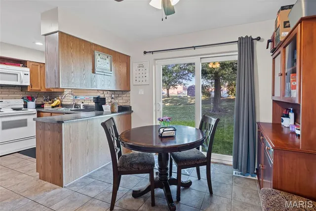 $275,000 | 107 Parkwood Drive, Waterloo, IL 62298