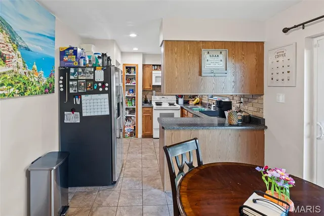 $275,000 | 107 Parkwood Drive, Waterloo, IL 62298