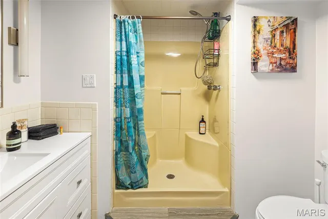 $275,000 | 107 Parkwood Drive, Waterloo, IL 62298