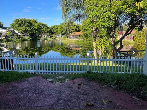 $249,900 | 3816 Southwest 68th Way, Unit 14F, Miramar, FL 33023