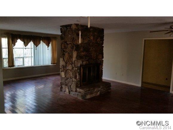3 Wyoke Road Fletcher, NC 28732 - Photo 4 of 10 Gallery Image 4