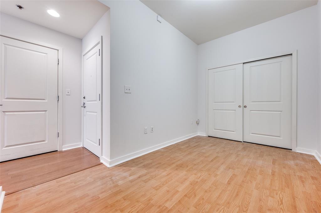 1200 Main Street, Unit 1908 Dallas, TX 75202 - Photo 12 of 27 a view of an empty room