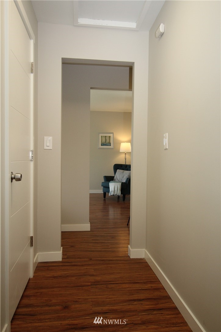 623 Southwest 107th Street Seattle, WA 98146 - Photo 20 of 25 Gallery Image 20