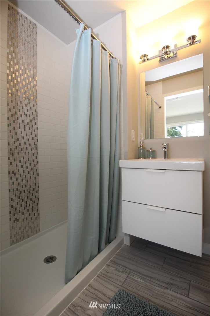 623 Southwest 107th Street Seattle, WA 98146 - Photo 23 of 25 Gallery Image 23