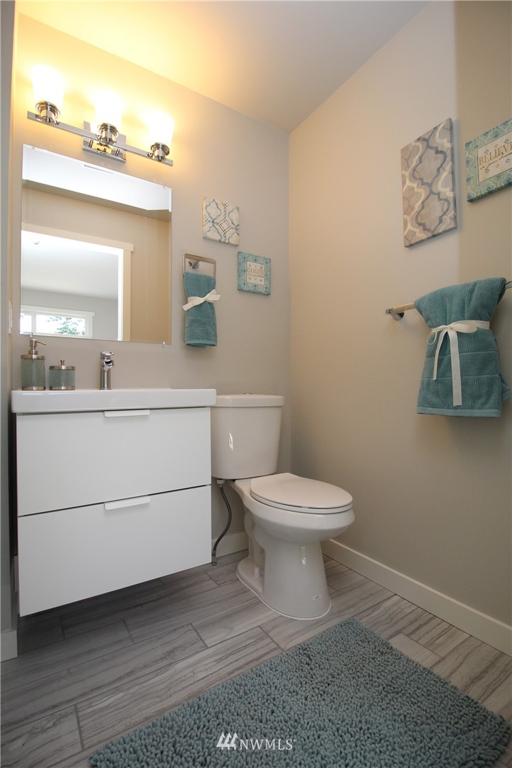 623 Southwest 107th Street Seattle, WA 98146 - Photo 24 of 25 Gallery Image 24