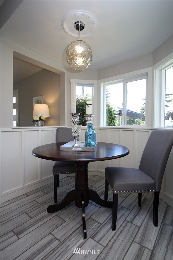 623 Southwest 107th Street Seattle, WA 98146 - Photo 8 of 25 Gallery Image 8