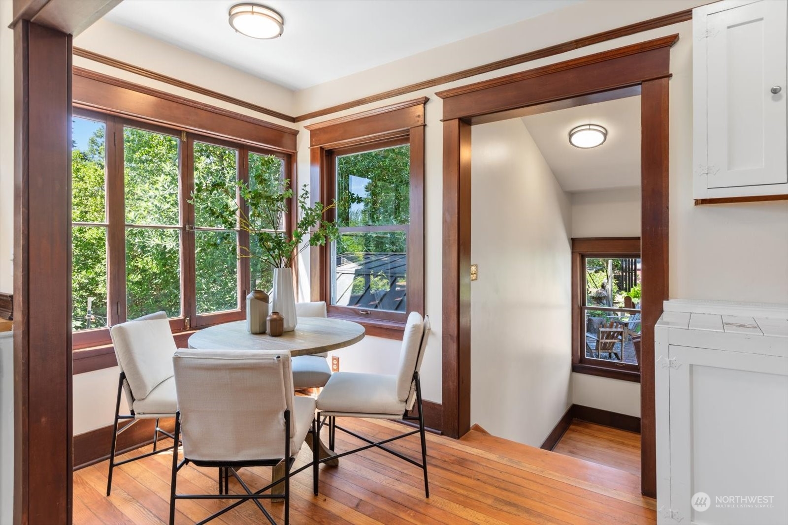 705 Caspers Street Edmonds, WA 98020 - Photo 12 of 40 Gallery Image 12