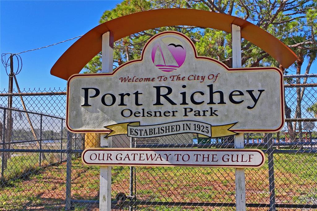 5224 Miller Bayou Drive Port Richey, FL 34668 - Photo 9 of 24