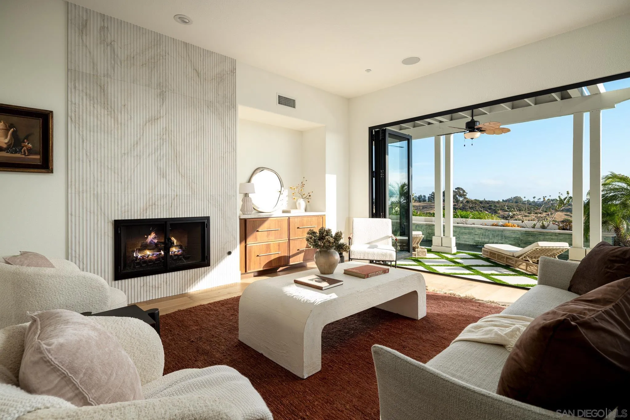 1375 Ravean Court Encinitas, CA 92024 - Photo 6 of 41 Gallery Image 6