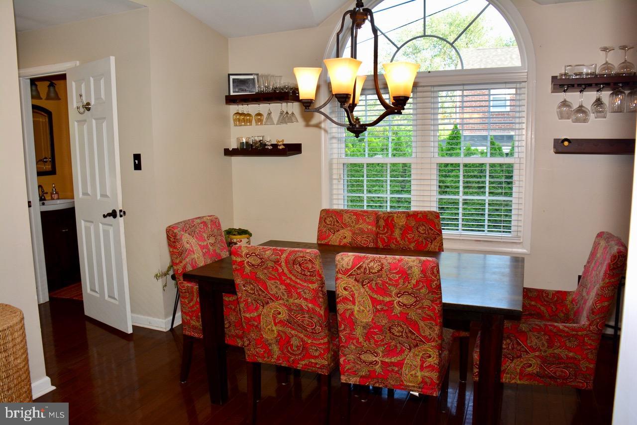 943 Sara Drive Springfield, PA 19064 - Photo 15 of 36