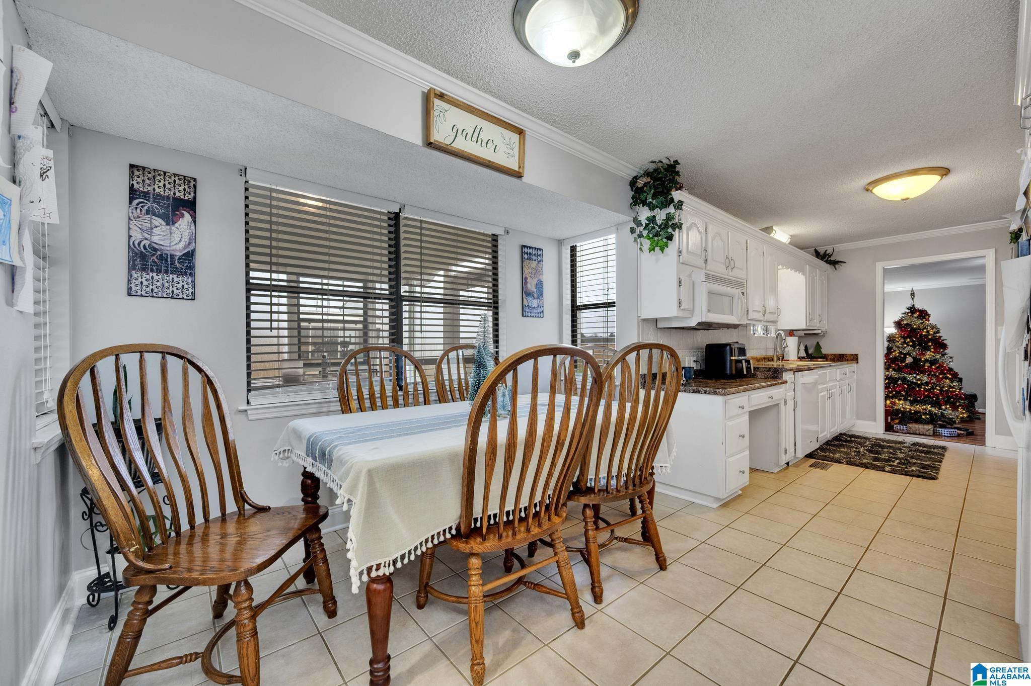 9685 Mitchell Road Warrior, AL 35180 - Photo 9 of 47
