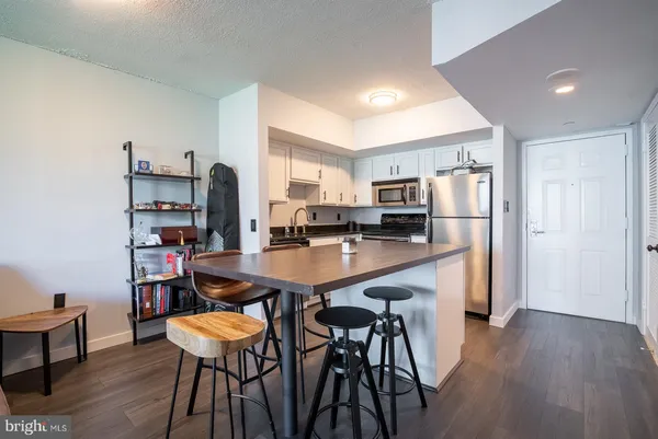 $2,600 | 1001 North Randolph Street, Unit 417, Arlington, VA 22201