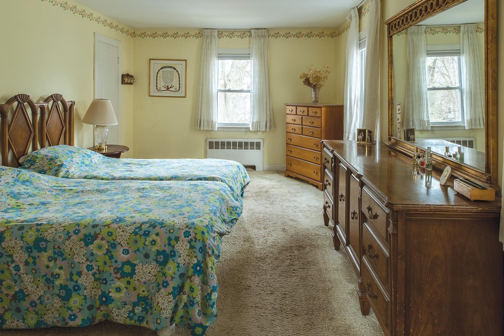28 Cushing Road Brookline, MA 02445 - Photo 6 of 7