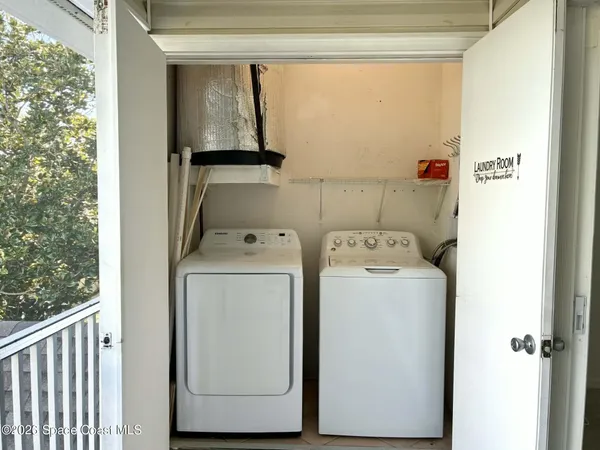 a view of an outdoor space