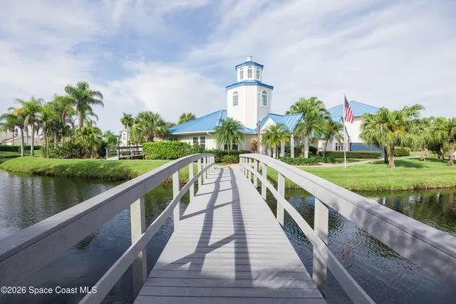 $1,900 | 1930 Westminster Circle, Unit 2, Vero Beach, FL 32966