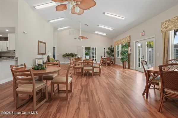 a view of a livingroom and dining room