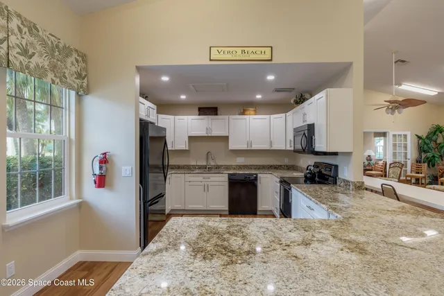 $1,900 | 1930 Westminster Circle, Unit 2, Vero Beach, FL 32966