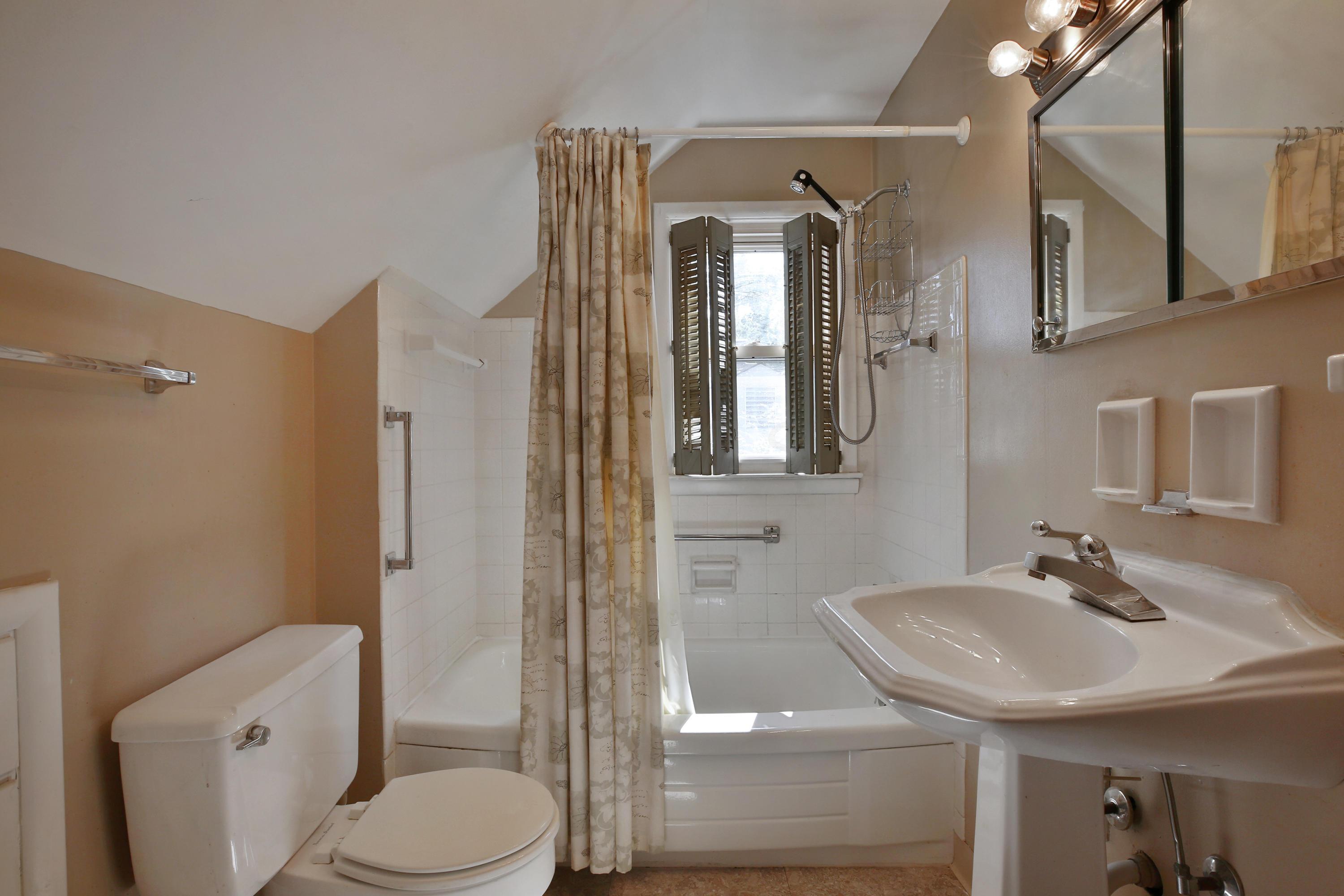 2925 Dover Road Columbus, OH 43209 - Photo 31 of 41 Gallery Image 31