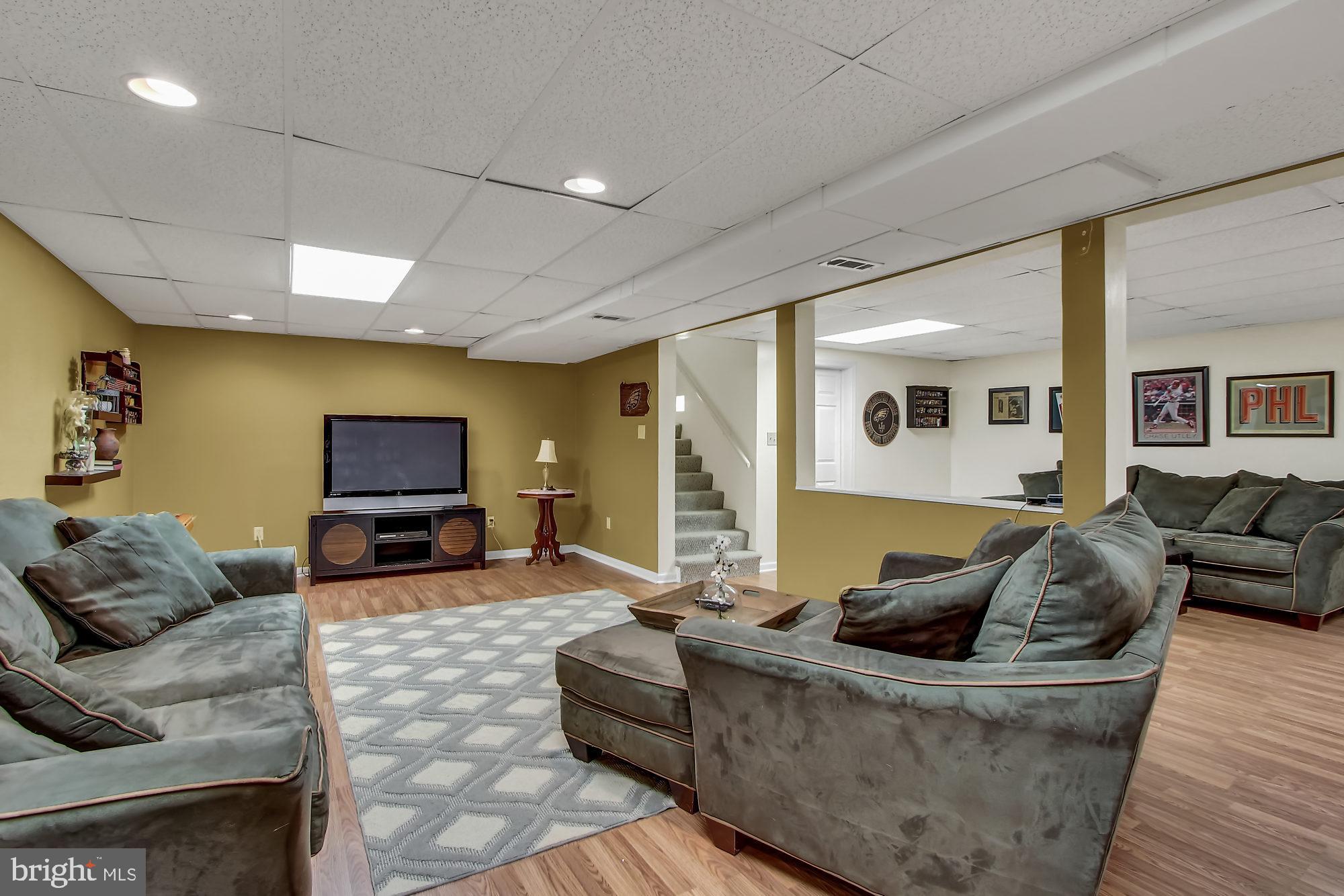 10 Boxwood Road Manchester, PA 17345 - Photo 19 of 25 basement family room