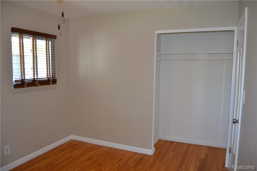 19669 Rensellor Street Livonia, MI 48152 - Photo 13 of 23 Master Bedroom 2