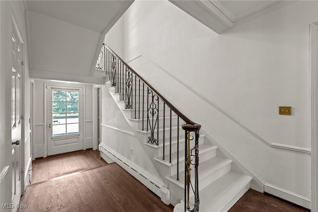 2945 Fontenay Road Cleveland, OH 44120 - Photo 17 of 49 Gallery Image 17