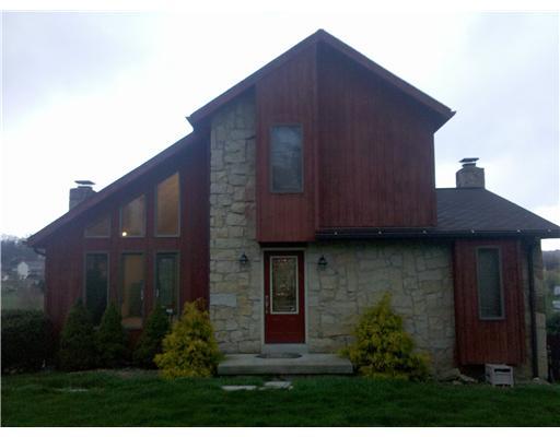 273 Holyoke Road Butler, PA 16001 - Photo 1 of 4 Exterior Front.