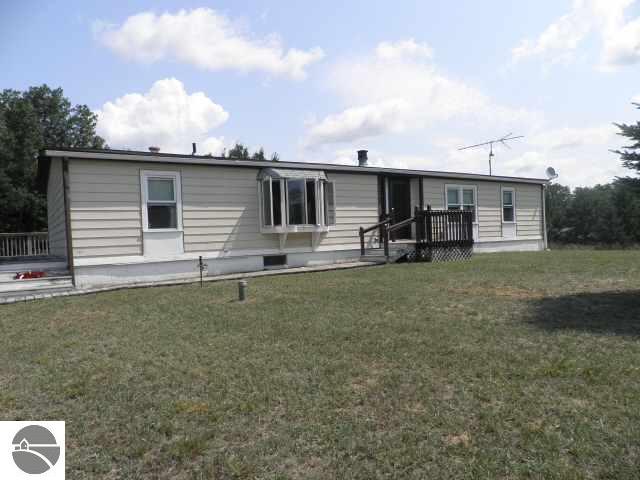 5102 Lackey Road Williamsburg, MI 49690 - Photo 1 of 15 1719228.JPG
