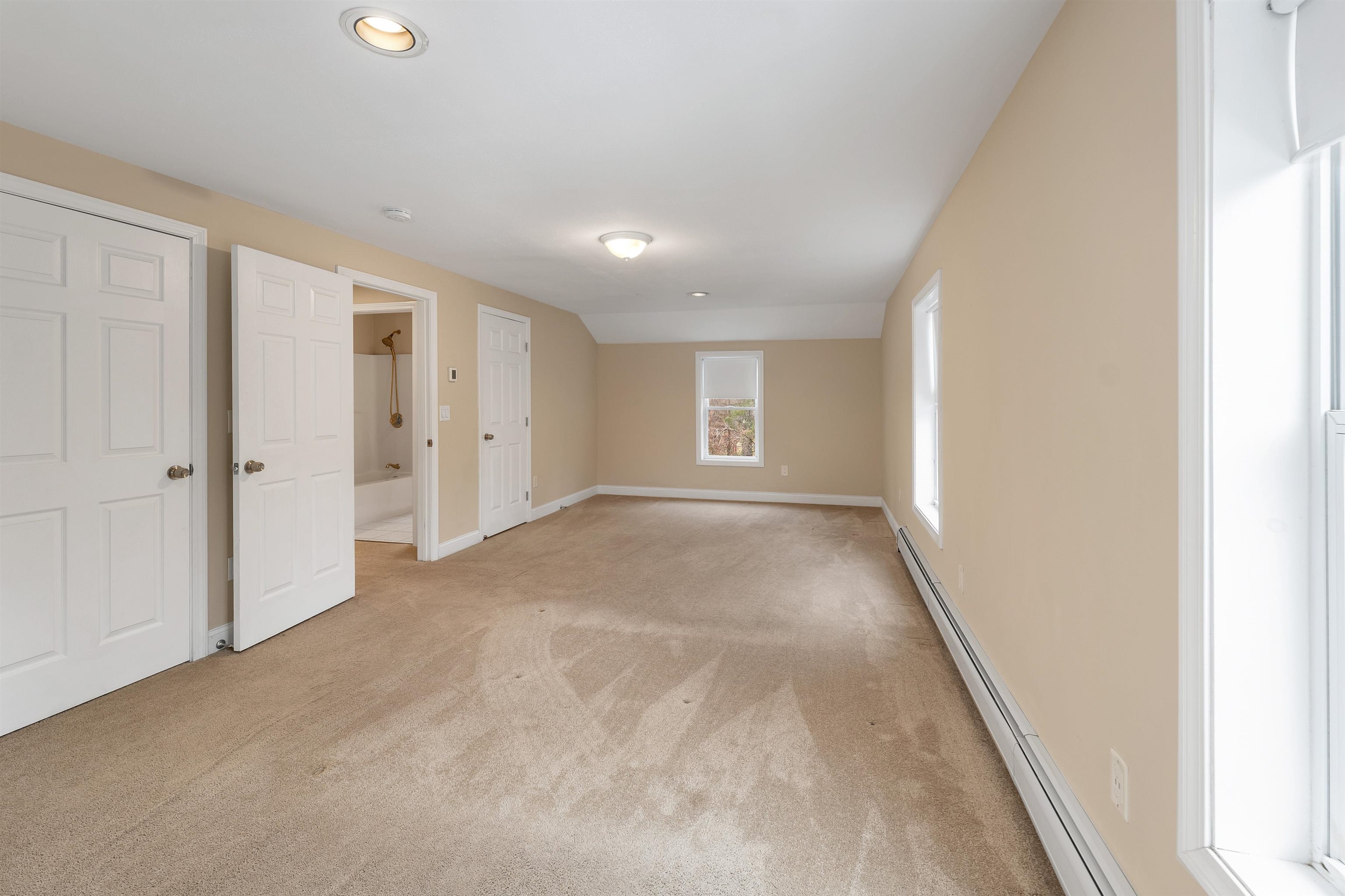787 Salmon Falls Road Rochester, NH 03868 - Photo 19 of 40